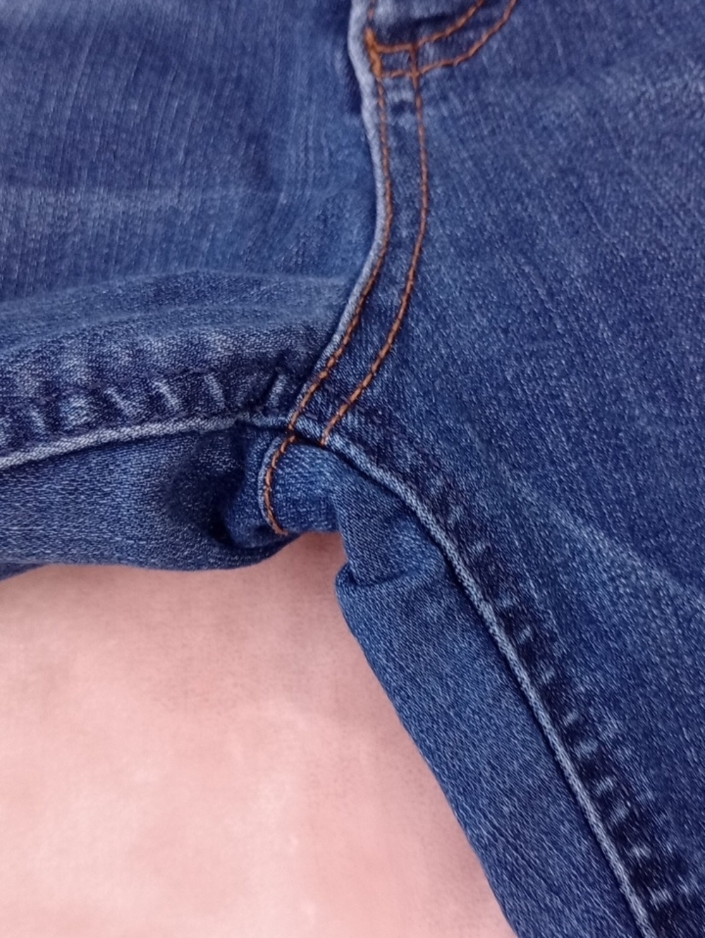 Democracy Women's Skinny Jeans in Deep Indigo‎ - Picture 6 of 15